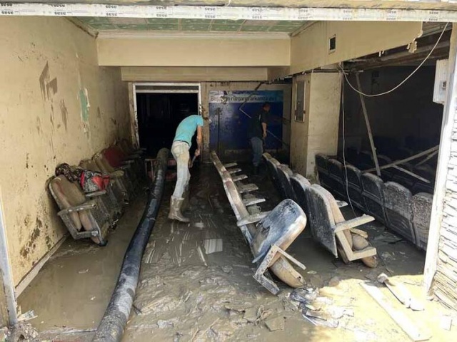 Bartın'da Sel Basan Okullar Temizleniyor