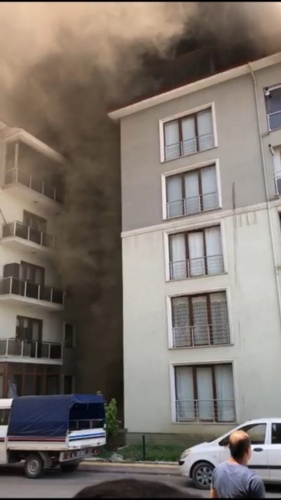Bartın'da yangın; 9 kişi dumandan etkilendi