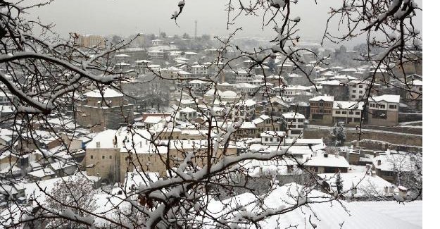 Safranbolu'da kar güzelliği