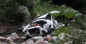 Kayıp sürücü 130 metrelik uçurumda bulundu