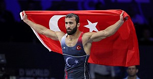 BARÜ'lü Burhan Dünya Şampiyonu