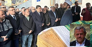 Bakan Tunç Eski Köy Muhtarının Cenazesinde