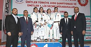 Sevcan üst üste 3.kez Türkiye şampiyonu